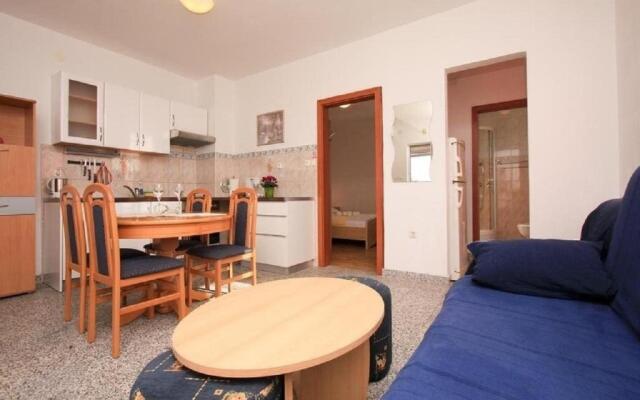 Apartments Ana - 120m from beach