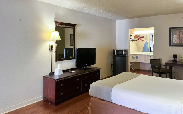 Motel6 Abbeville, AL