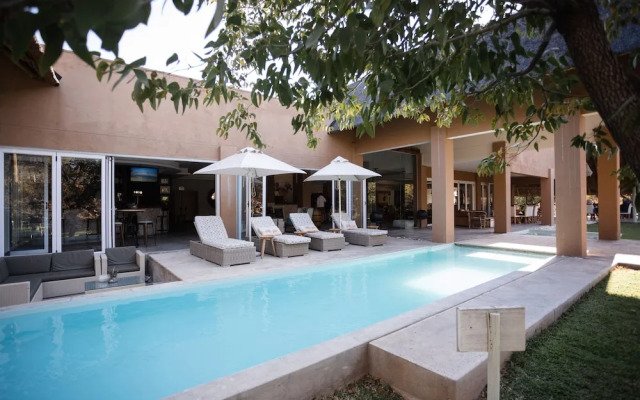 Toshari Lodge