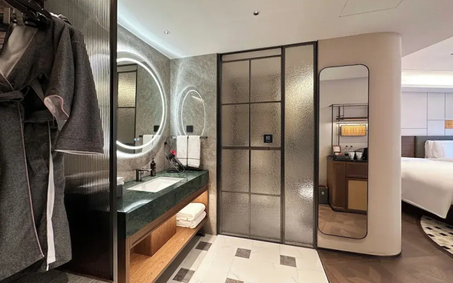UrCove by Hyatt Shanghai on the Bund