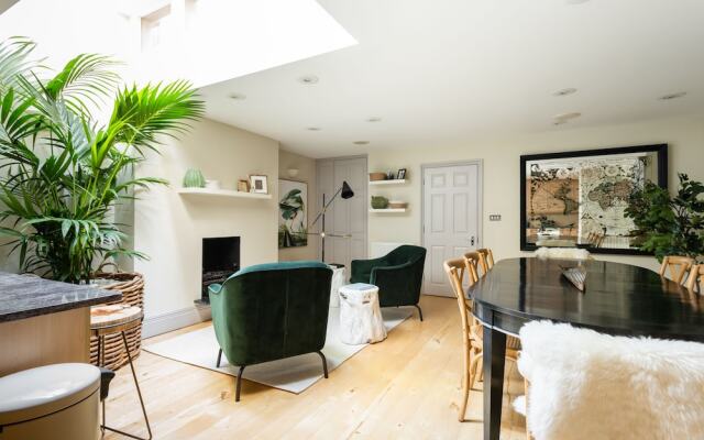 The Luxe Chelsea Townhouse