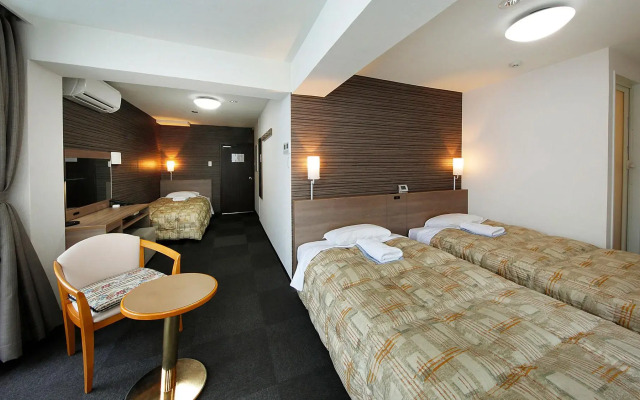 Hakata Business Hotel