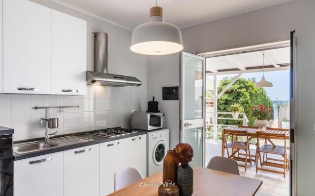 House Villas - Moon on the Sea