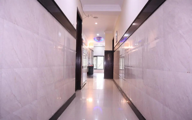 Smilestay Sairam Residency