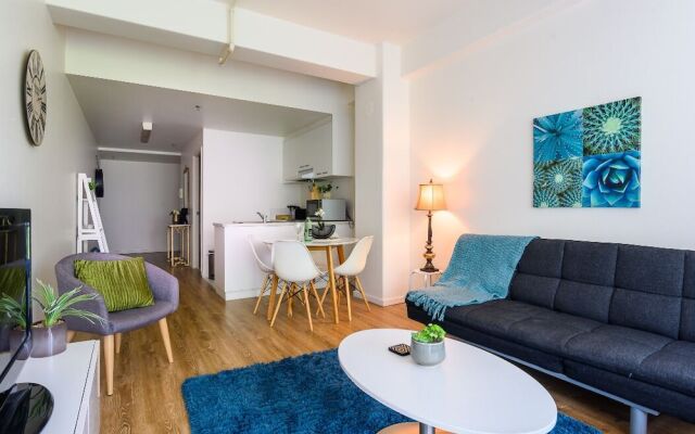 BHB CBD Dream - Wine Netflix Wifi Views