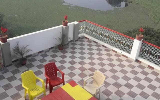 Lake View Hostel