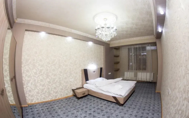 Bakuvi Tourist Apartment B008