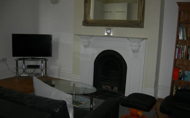 High Street Suites 3