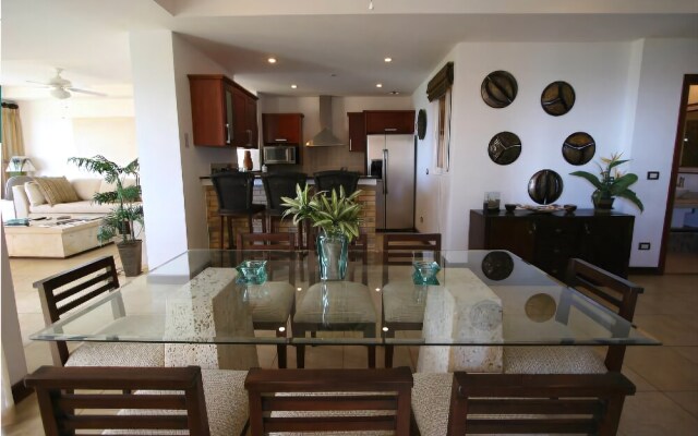 Naxos Condominium