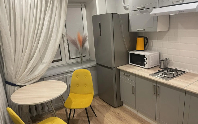 Comfort City on Tchaikovsky Avenue 84