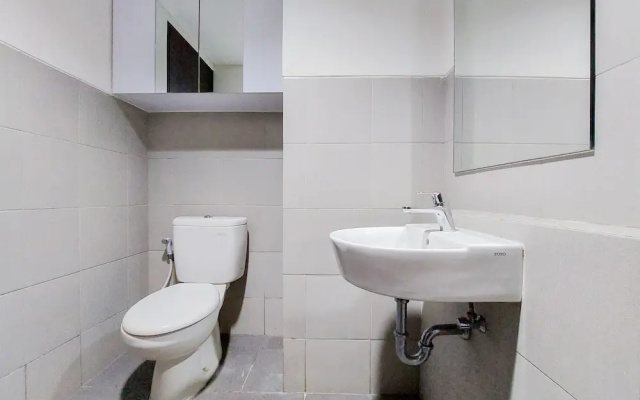 Elegant And Comfy Studio At Bintaro Icon Apartment