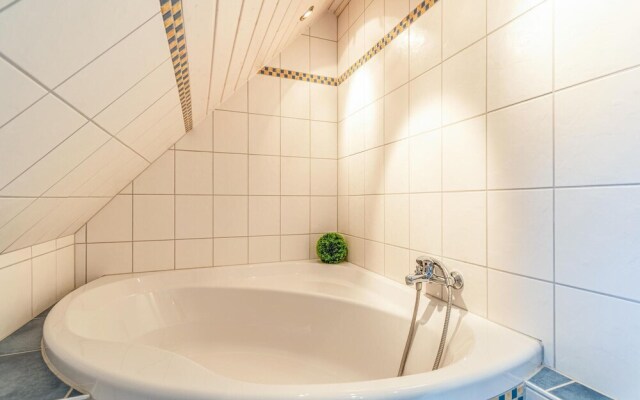 Nice Home in Dagebüll With 4 Bedrooms and Wifi