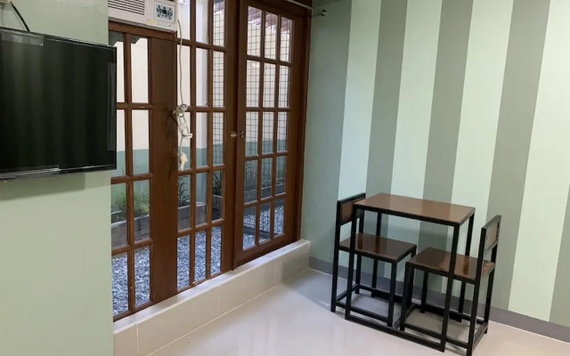 Beinte Singko de Marso Apartments