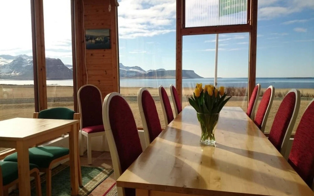 Suður-Bár Guesthouse