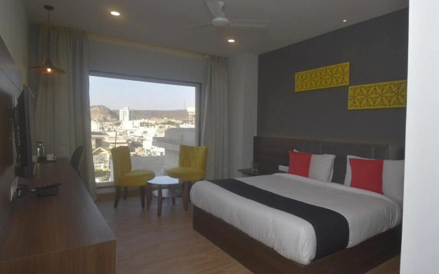 Ka10 SQUARE HOTEL & BANQUETS