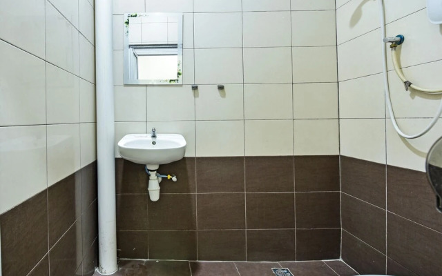 SPOT ON 91911 Rejeki Homestay Syariah Malioboro