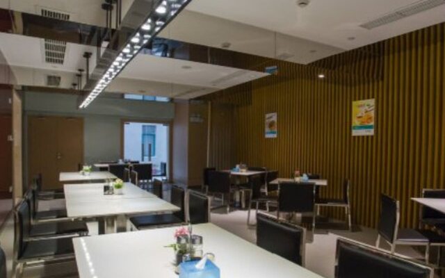 Jinjiang Inn Wuhan Linjiaohu Wanda Branch