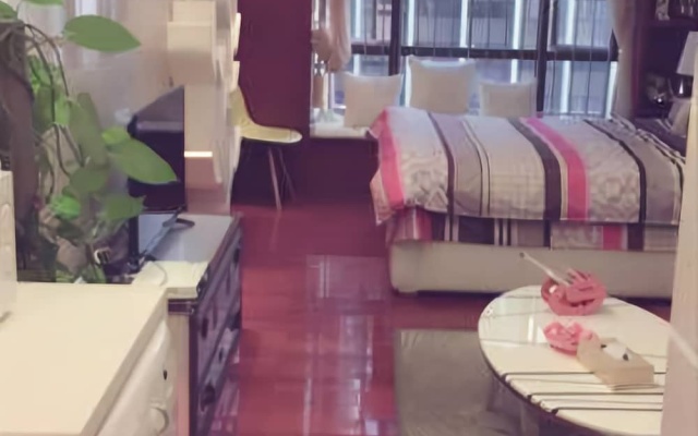 Yulou Jindian Apartment (Guangzhou Folk Finance Haizhu Square Subway Station Branch) – Guest Rooms – Guangzhou