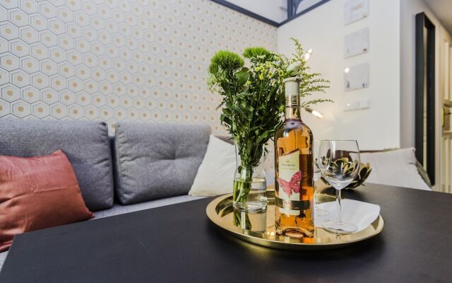 Royal APTs Prague by Michal&Friends
