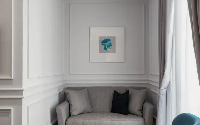 Praxitelous Luxury Suites