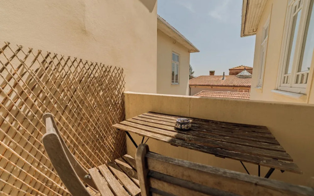 Downtown Retro Bolhao by Vacationy