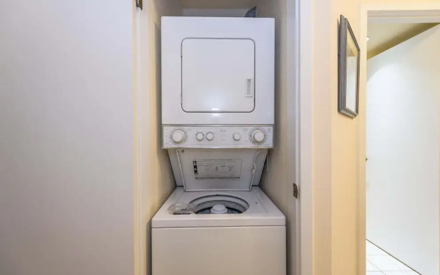 Kahana Villa F406 - 1Br Condo