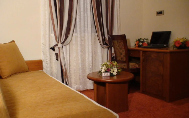 Hotel BaMBiS
