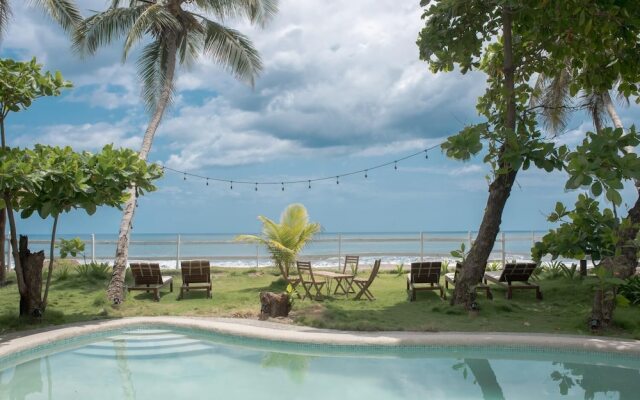 Aáki Hotel