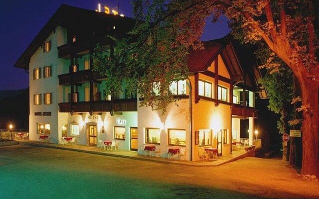 Hotel & Camping Gisser