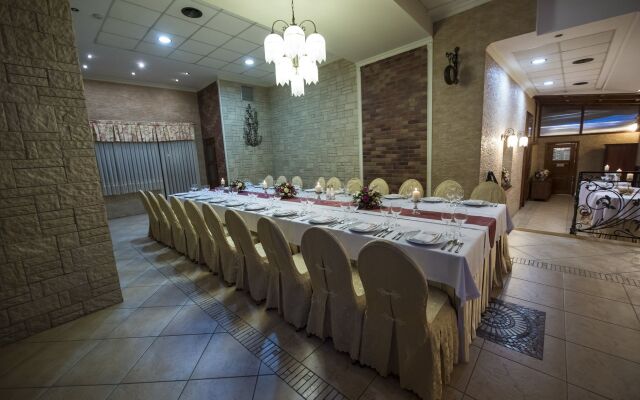 GOLDEN ROYAL Boutique hotel & Spa
