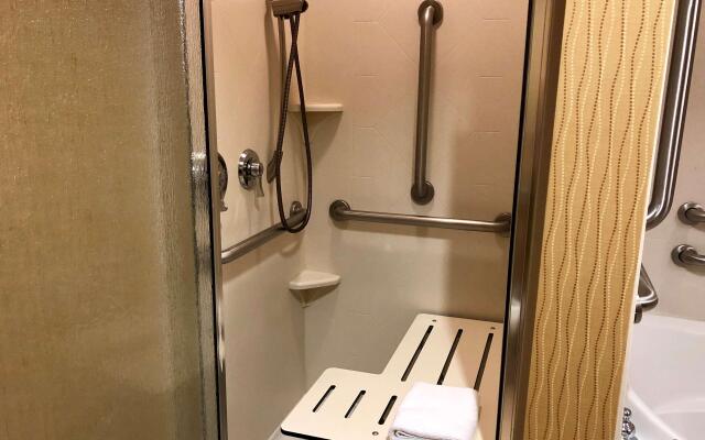 Hampton Inn & Suites Woodstock, VA