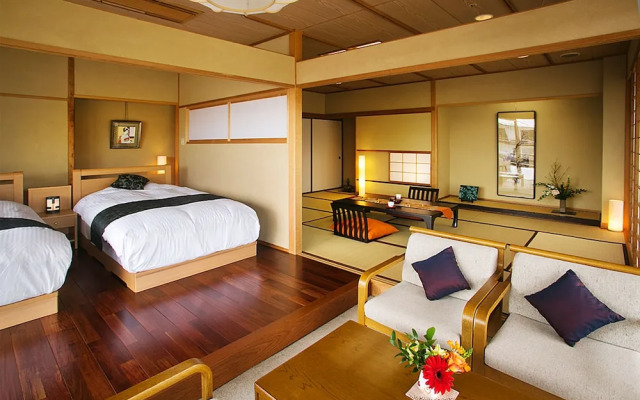 1000 Years of Tradition - Akiu Onsen Sakan