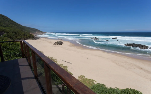 ArchRock Resort