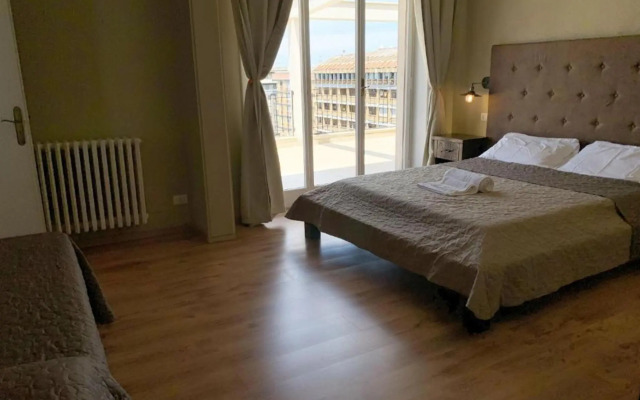 L'Attico di Piazza Mazzini Rooms