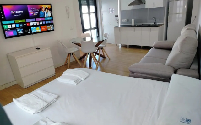 Apartamentos Centro Cordoba by MiRa