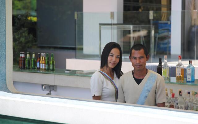 Absolute Twin Sands Resort & Spa