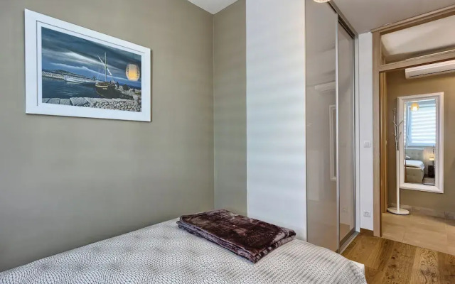 Seaside Apartment with Pool