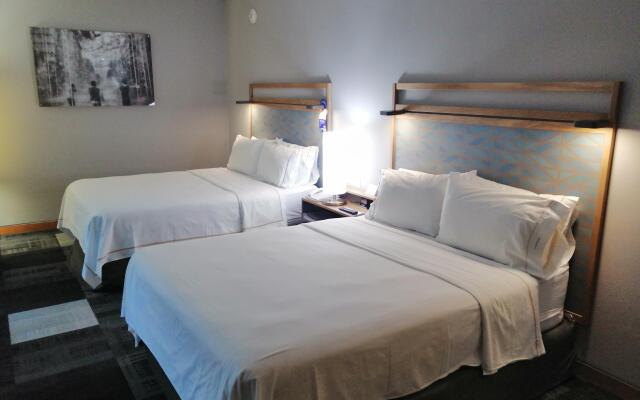 Holiday Inn Express Mexico Reforma by IHG