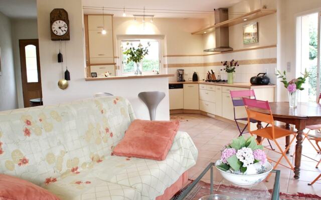 House With 2 Bedrooms in Monlaur-bernet, With Furnished Terrace