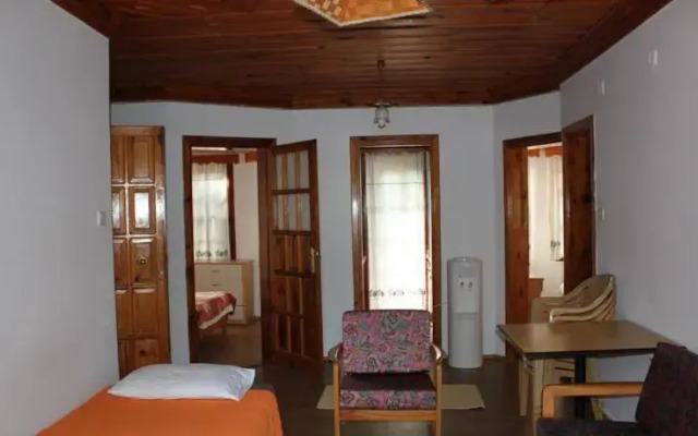 Ugur Apart Hotel