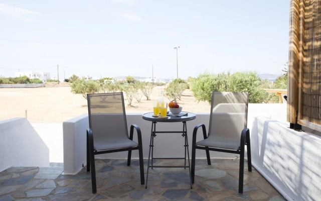 Paros King Luxury Apartments