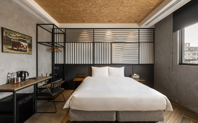 Oinn Hotel & Hostel Tainan