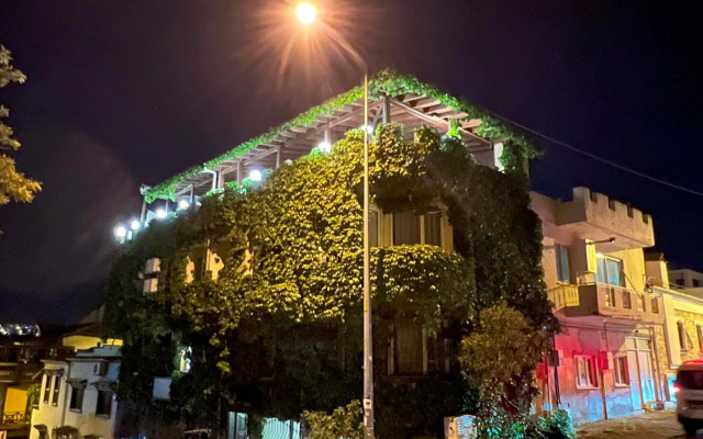 Hotel Bella