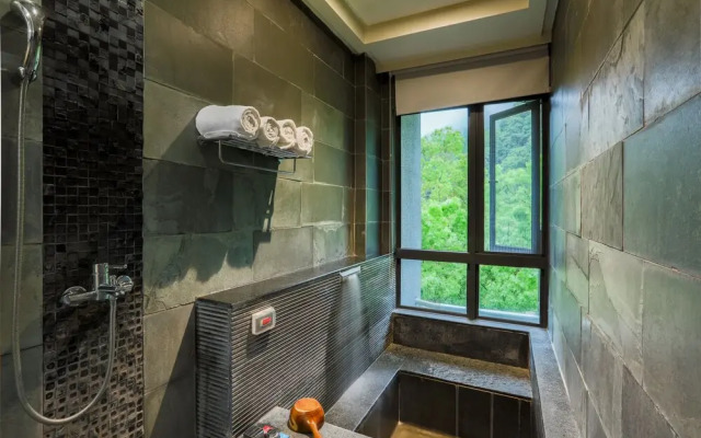 Sunrise Hot Spring Hotel