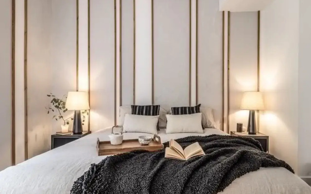 Besalu - 3 Bedrooms and Balcony in Castilla