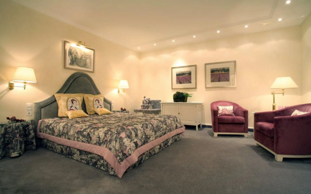 Romantik Berghotel Astenkrone