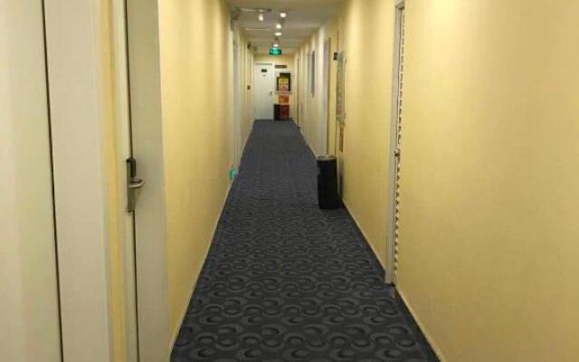 7Days Inn Shenzhen Diwang Building Honggui Road Branch