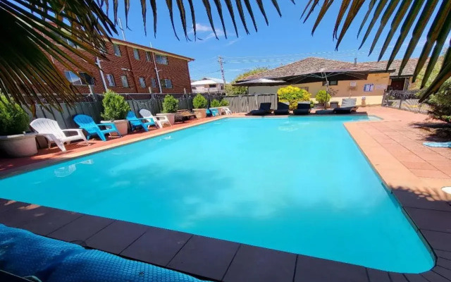 Country Plaza Queanbeyan