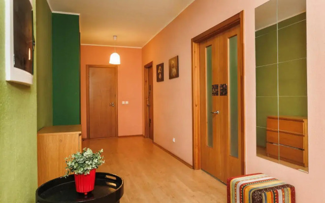 Floors and floors on 77 Moskovskaya Street