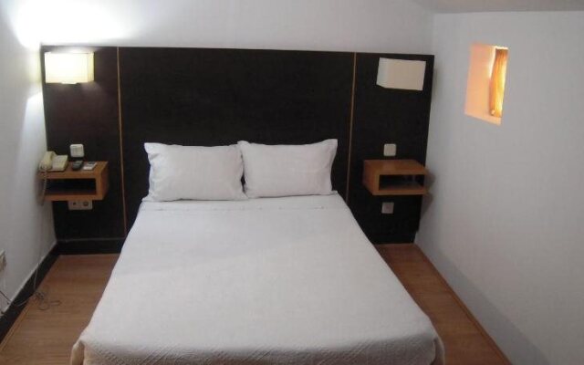 Residencia Lusa Atenas